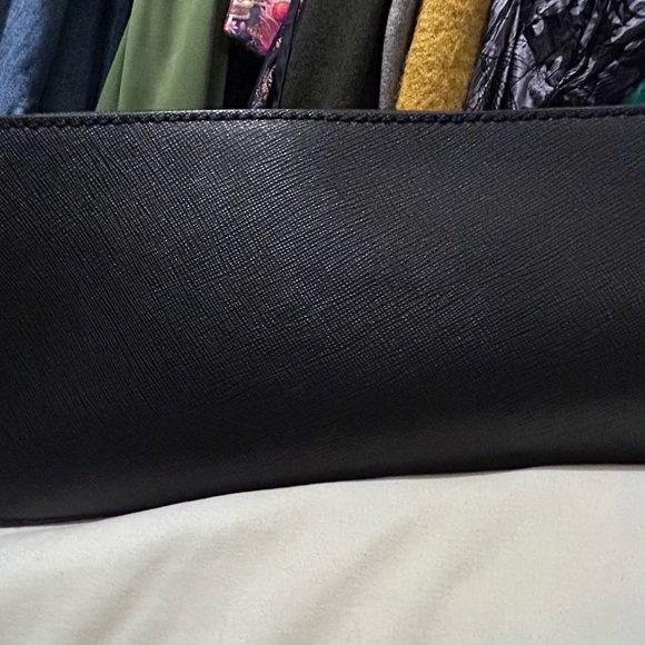 Medium Michael Kors Black Saffiano Leather Jet Set Black Bag Good Condition - Picture 12 of 12